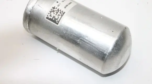 BMW i4 Air conditioning (A/C) air dryer 