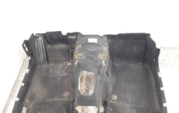 BMW 5 E60 E61 Front floor carpet liner 7026965