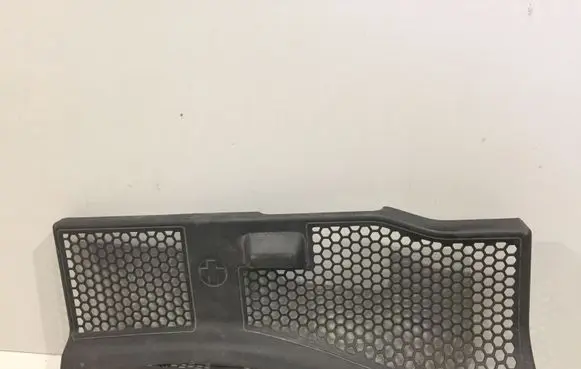 Audi A4 S4 B8 8K Cover in windowsill 8T1863051