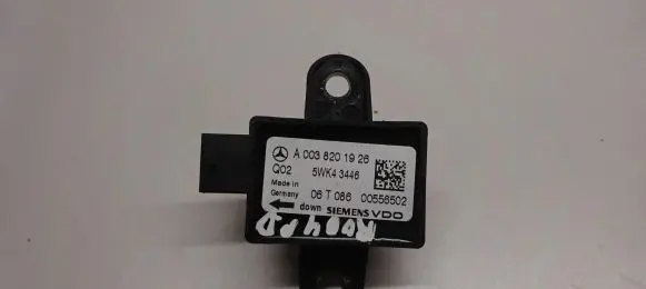 Mercedes-Benz S W221 Airbag deployment crash/impact sensor A0038201926