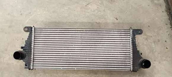 Opel Insignia B Intercooler radiator 84208091