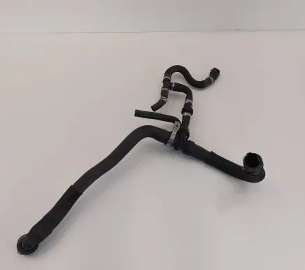 Peugeot 3008 II Engine coolant pipe/hose