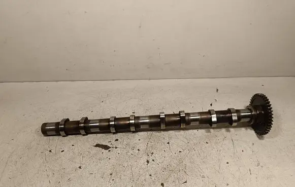 BMW X5 F15 Camshaft 8575439 130044290