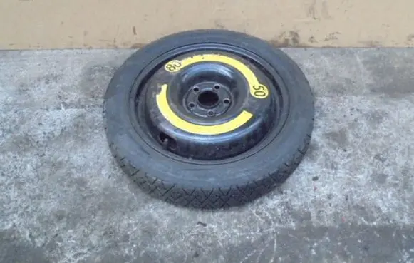Volkswagen PASSAT B4 R12 spare wheel 3A0601025