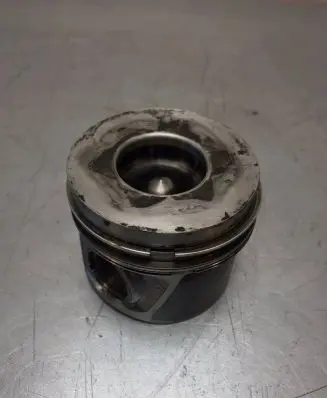 Audi A4 S4 B8 8K Piston 7901J