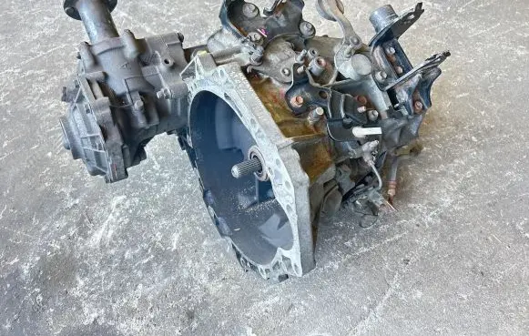 Toyota Urban Cruiser (XP110) Manual 5 speed gearbox C401G209 904W049 1Y054