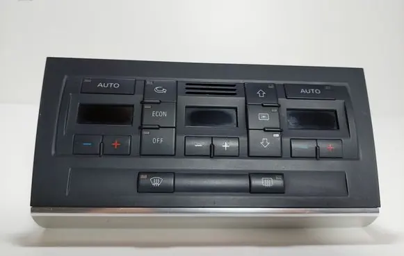Audi A4 S4 B7 8E 8H Climate control unit 8E0820043AJ