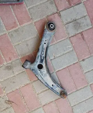 Mitsubishi Outlander Front lower control arm/wishbone