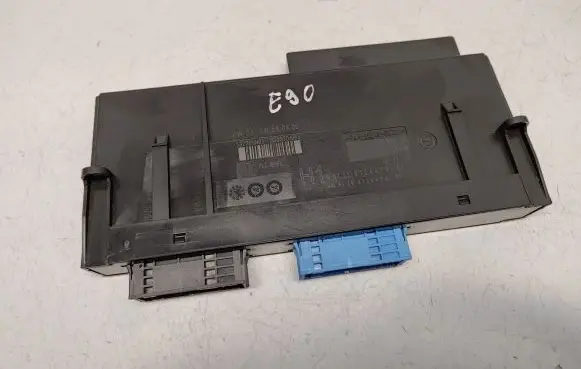 BMW 3 E90 E91 Central body control module 61359134479 61359134478