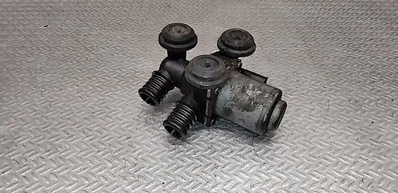 BMW 3 E46 Coolant heater control valve 64118369805