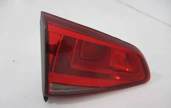 Volkswagen Golf VII Tailgate rear/tail lights 5G0945093R