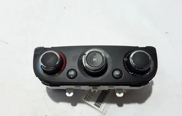 Renault Clio IV Air conditioner control unit module T1019676