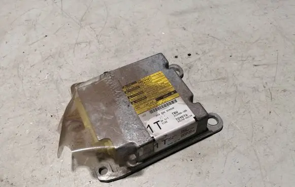 Toyota Yaris Airbag control unit/module 891700D230
