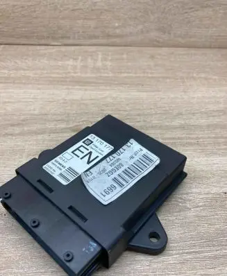 Opel Vectra C Door control unit/module 13170177 5WK46006
