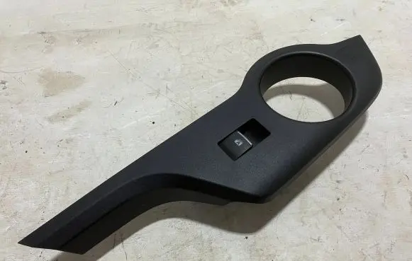 Toyota C-HR I Quarter vent window switch 74272F4010
