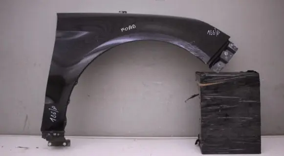 Ford Galaxy Fender mounting bracket