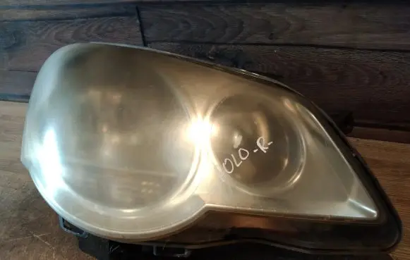 Volkswagen Polo IV 9N3 Headlight/headlamp