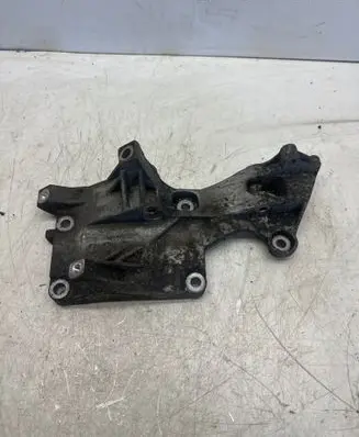 Skoda Roomster (5J) Generator/alternator bracket 045903143E