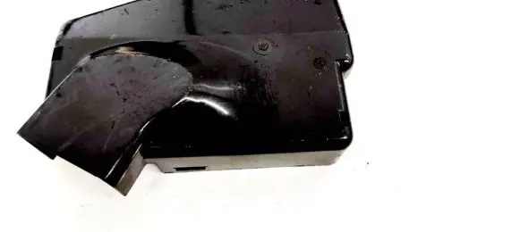 Skoda Fabia Mk1 (6Y) Fuse box cover
