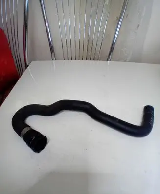 Audi A6 S6 C5 4B Engine coolant pipe/hose 3270ET