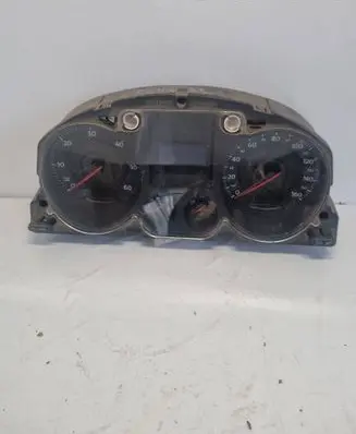 Volkswagen PASSAT B6 Speedometer (instrument cluster) X0006000 3C0920960K