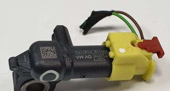 Skoda Fabia Mk3 (NJ) Airbag deployment crash/impact sensor 1S0959351