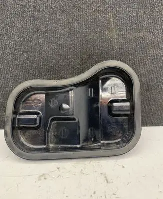 Mercedes-Benz Sprinter W901 W902 W903 W904 Headlight/headlamp dust cover 15149500