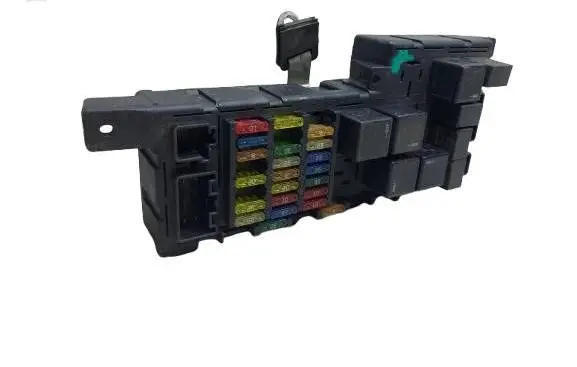Volvo S60 Fuse module 8678449 518787205