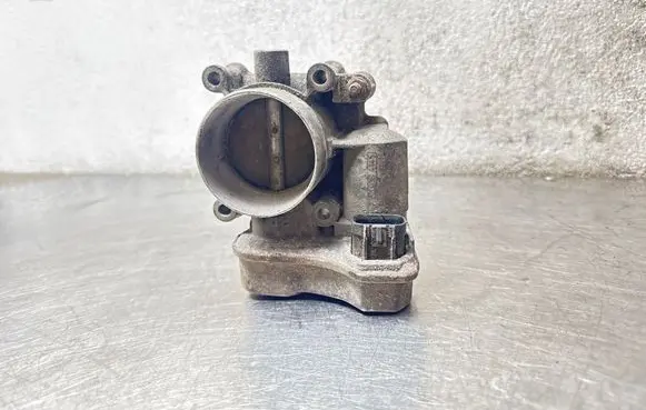 Opel Zafira A Throttle valve 16203B4145