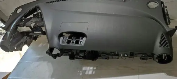 Mazda 2 Dashboard DA6C60121