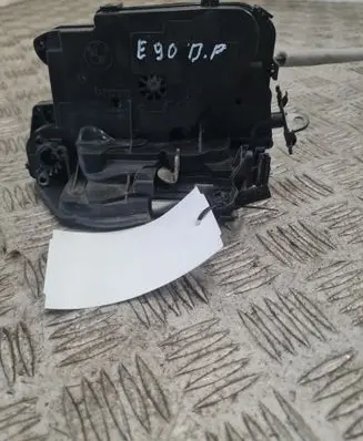 BMW 3 E90 E91 Front door lock
