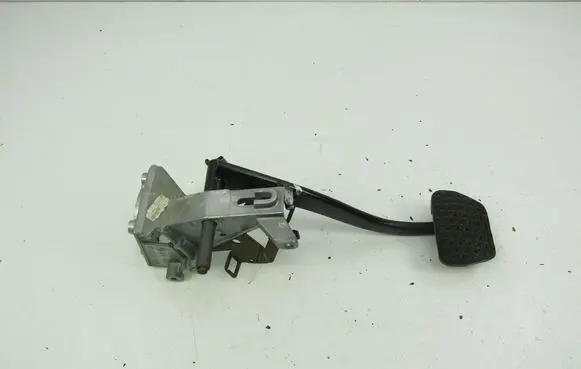 BMW 3 E46 Brake pedal 2229128