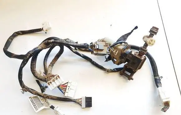 Nissan Pathfinder R51 Seat adjustment motor KS56130328