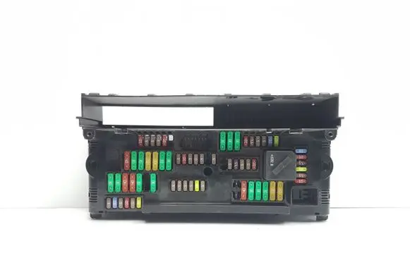 BMW 5 F10 F11 Fuse module 9252815