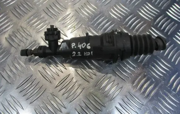 Peugeot 406 Clutch slave cylinder 