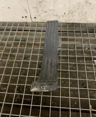 BMW 2 F22 F23 Accelerator throttle pedal 6853176