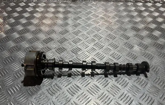 KIA Ceed Camshaft 2437003000