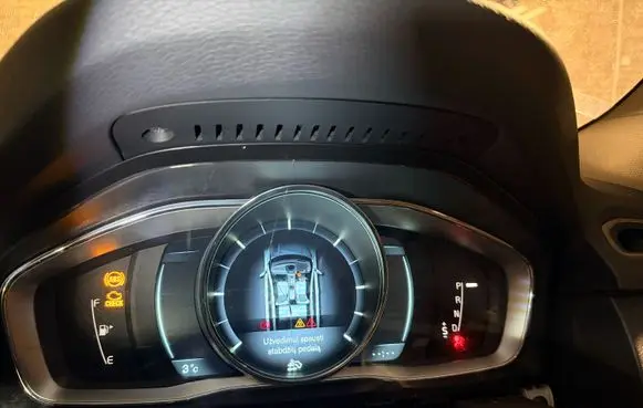 Volvo XC70 Speedometer (instrument cluster) 31412263