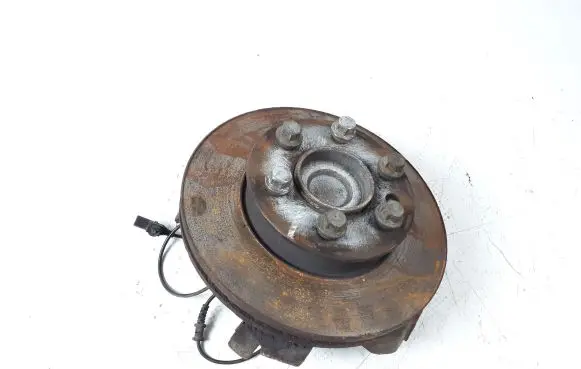 Mercedes-Benz Sprinter W906 Front wheel hub