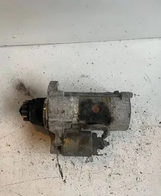Nissan Almera Tino Starter motor 233008H801
