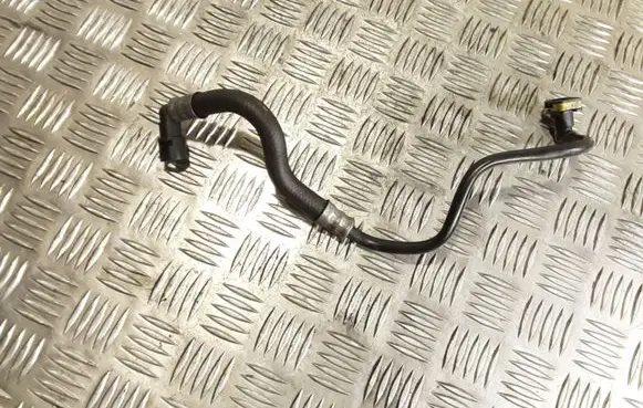 Opel Astra J Fuel line pipe 13336672 13336672G
