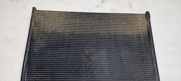 Suzuki Grand Vitara II Coolant radiator