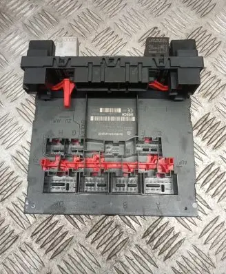 Volkswagen PASSAT B6 Comfort/convenience module 3C0937049J