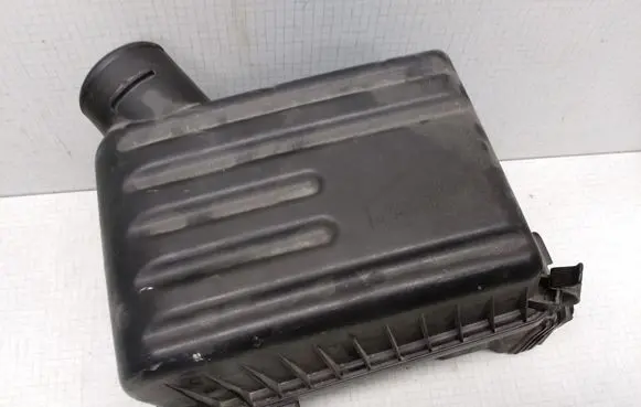 KIA Cerato Air filter box