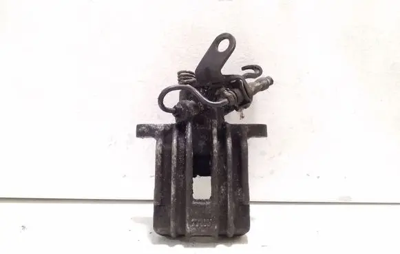 Volkswagen Golf Plus Rear brake caliper 