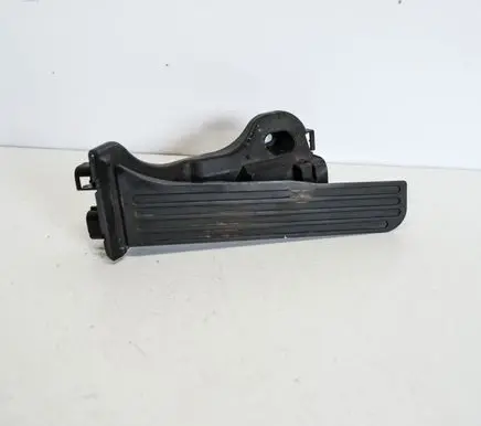 Volkswagen Golf V Accelerator throttle pedal