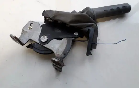 KIA Rio Handbrake/parking brake lever assembly