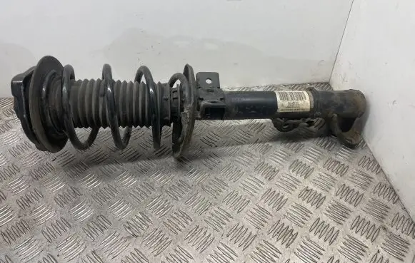 Mercedes-Benz C W204 Front shock absorber with coil spring A2043202866