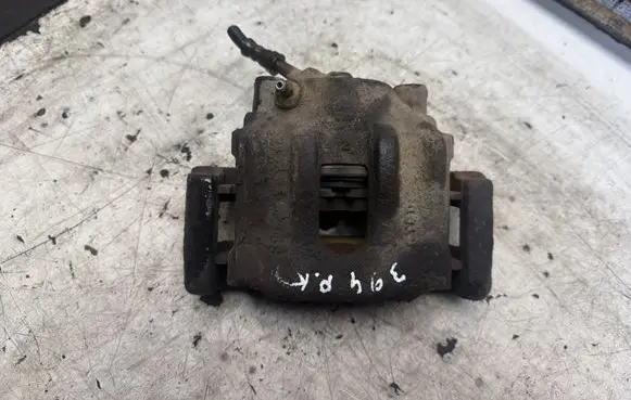 BMW 3 E46 Front brake caliper