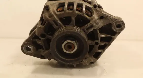 KIA Rio Generator/alternator 3730003355